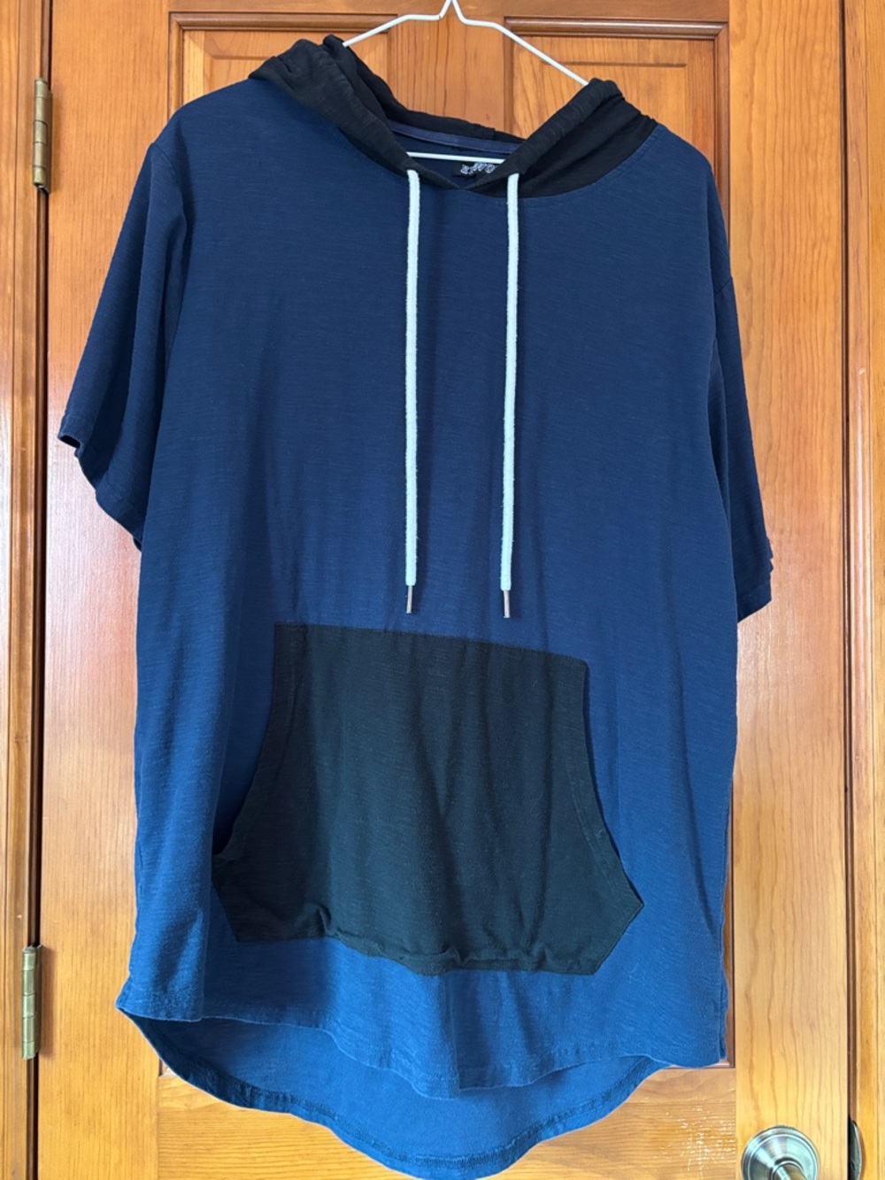 Elwood Blue Short-Sleeve Hooded T Shirt with Black Hood and Pocket